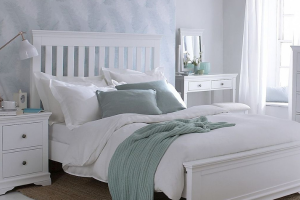 Cotswold-White-Bedroom